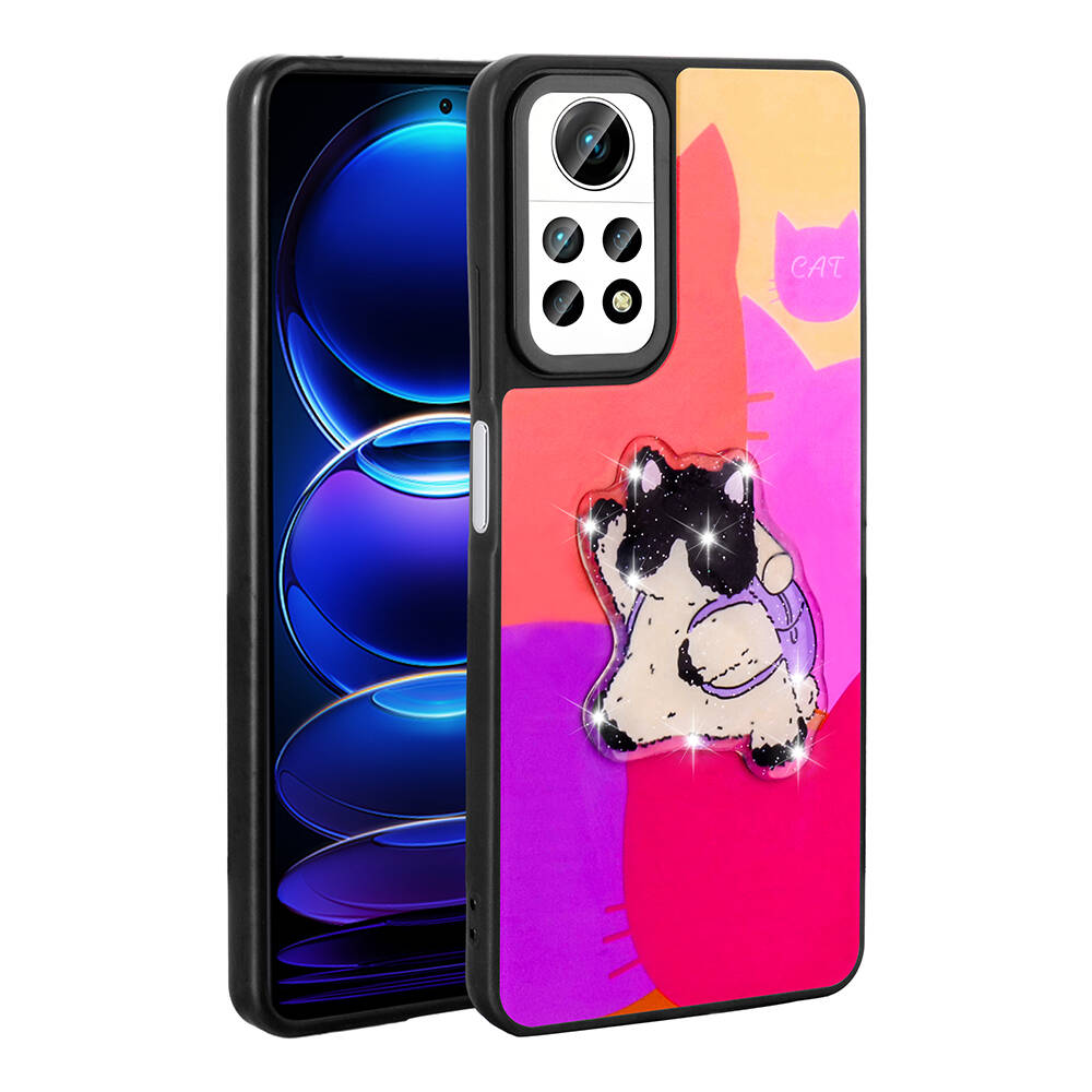 Xiaomi Redmi Note 12 Pro 4G Kılıf Parlayan Kabartmalı İkonik Figürlü NXXA Amas Silikon Kapak-Mor