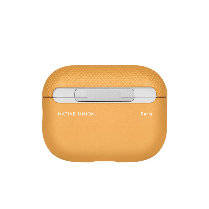Apple AirPods Pro 2 Kılıf Qi M-Safe Şarj Özellikli Native Union RE Classic Serisi Suni Deri Kapak - 6
