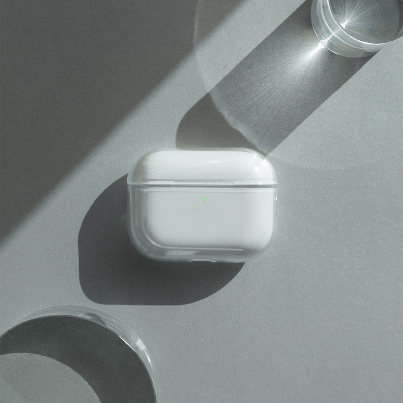 Apple AirPods Pro 3 Kılıf Qi M-Safe Şarj Özellikli Native Union Clear Serisi Silikon Kapak - 4