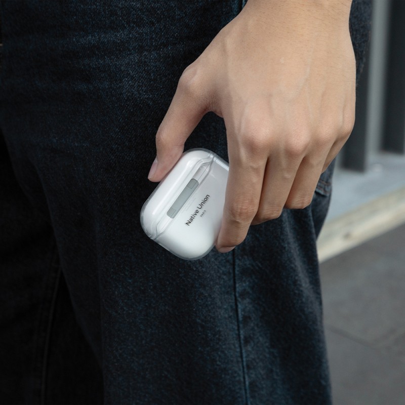 Apple AirPods Pro 3 Kılıf Qi M-Safe Şarj Özellikli Native Union Clear Serisi Silikon Kapak - 6