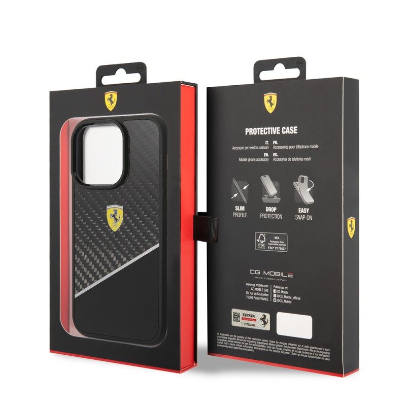 Apple iPhone 14 Pro Max Kılıf Ferrari Orjinal Lisanlı Klasik Metal Logolu Karbon Şerit Desenli Kapak - 16