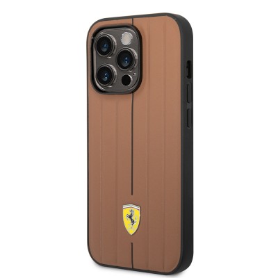 Apple iPhone 14 Pro Max Kılıf Ferrari Orjinal Lisanslı Deri Arka Yüzey Metal Logolu Şerit Tasarımlı Kapak - 3