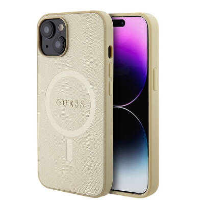 Apple iPhone 15 Kılıf Guess Orjinal Lisanslı M-safe Şarj Özellikli Yazı Logolu Saffiano Kapak - Guess
