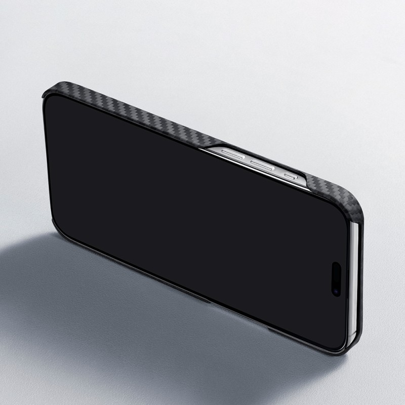 Apple iPhone 15 Plus Kılıf M-safe Şarj Özellikli 1500D Aramid Karbon Fiber Pitaka Ultra-Slim Classic Serisi Black-Grey Twill Kapak - 11