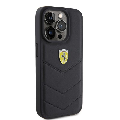 Apple iPhone 15 Pro Kılıf Ferrari Orjinal Lisanslı Deri Dikişli Arka Yüzey Metal Logo Tasarımlı Kapak - 13