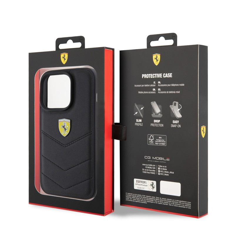 Apple iPhone 15 Pro Kılıf Ferrari Orjinal Lisanslı Deri Dikişli Arka Yüzey Metal Logo Tasarımlı Kapak - 17