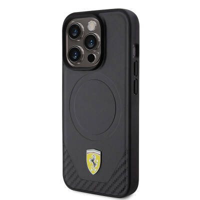 Apple iPhone 15 Pro Kılıf Ferrari Orjinal Lisanslı M-safe Şarj Özellikli Metal Logolu PU Karbon Kapak - 2