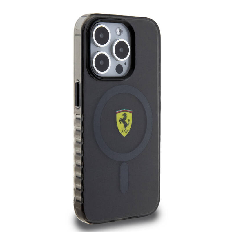 Apple iPhone 15 Pro Kılıf Ferrari Orjinal Lisanslı M-safe Şarj Özellikli Tırtıklı Kenar Tasarımlı Ortalanmış Logo Kapak - 5