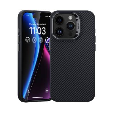 Apple iPhone 15 Pro Kılıf Karbon Fiber M-safe Şarj Özellikli Benks Hybrid ArmorPro 600D Kevlar Kapak - Benks