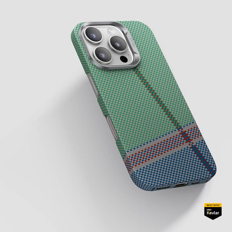 Apple iPhone 15 Pro Kılıf M-safe Şarj Özellikli Karbon Fiber Tasarımlı Benks Passion Green ArmorAir Kevlar Kapak - 2