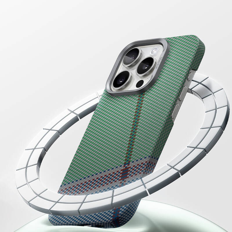 Apple iPhone 15 Pro Kılıf M-safe Şarj Özellikli Karbon Fiber Tasarımlı Benks Passion Green ArmorAir Kevlar Kapak - 10