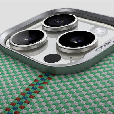 Apple iPhone 15 Pro Kılıf M-safe Şarj Özellikli Karbon Fiber Tasarımlı Benks Passion Green ArmorAir Kevlar Kapak - 11