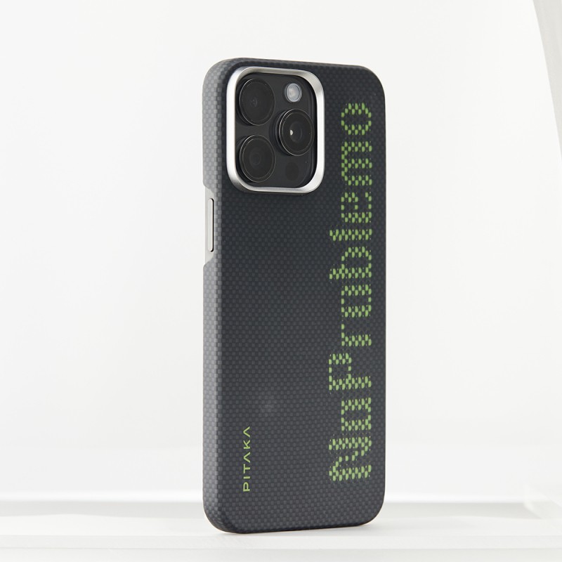 Apple iPhone 15 Pro Kılıf M-safe Şarj Özellikli Lumintex Teknolojili Fosforlu Aramid Karbon Fiber Pitaka Tactile Woven Aries Serisi Kapak - 7