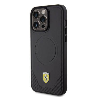 Apple iPhone 15 Pro Max Kılıf Ferrari Orjinal Lisanslı M-safe Şarj Özellikli Metal Logolu PU Karbon Kapak - 11
