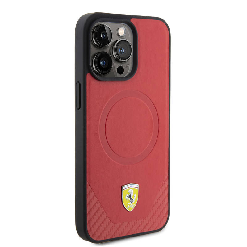 Apple iPhone 15 Pro Max Kılıf Ferrari Orjinal Lisanslı M-safe Şarj Özellikli Metal Logolu PU Karbon Kapak - 5