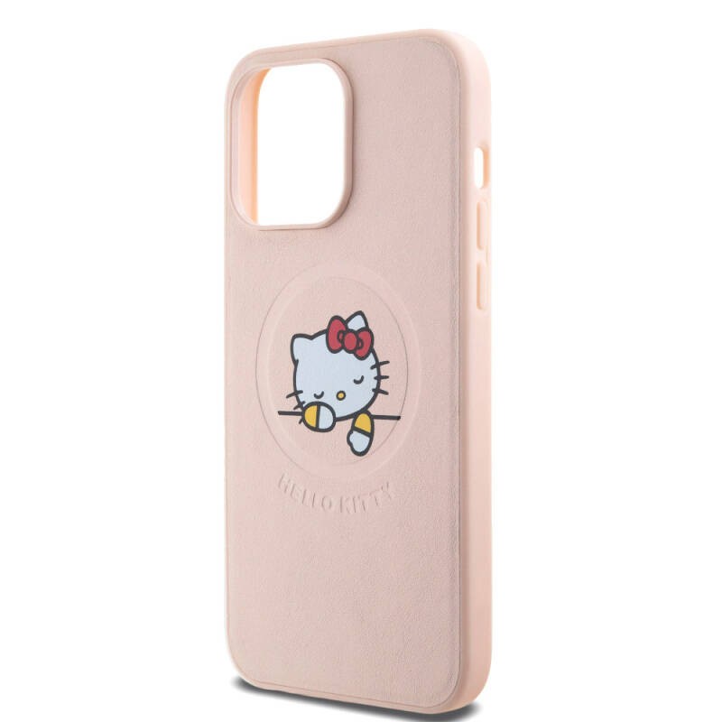 Apple iPhone 15 Pro Max Kılıf Hello Kitty Orjinal Lisanslı M-safe Şarj Özellikli Baskı Logolu Uyuyan Kitty Deri Kapak - 15