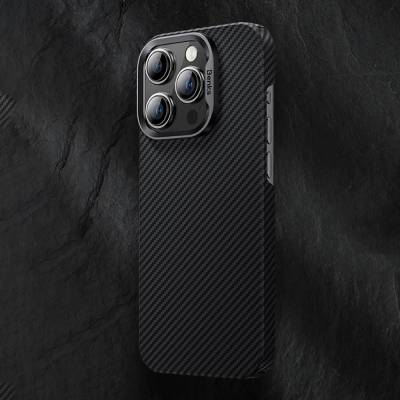 Apple iPhone 15 Pro Max Kılıf M-safe Özellikli Karbon Fiber Benks Essential ArmorAir 600D Kevlar Kapak - 8