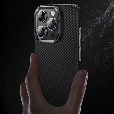 Apple iPhone 15 Pro Max Kılıf M-safe Özellikli Karbon Fiber Benks Essential ArmorAir 600D Kevlar Kapak - 11
