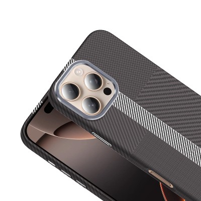 Apple iPhone 16 Pro Case Magsafe Charging Feature Carbon Fiber Look Zore Gros Cover - 9