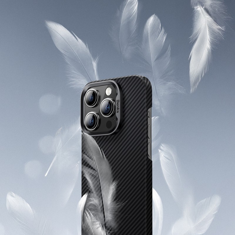 Apple iPhone 16 Pro Kılıf Benks M-safe Şarj Özellikli Metal Kamera Çerçeveli Magnetik ArmorAir 600D Kevlar Karbon Fiber Kapak - 10