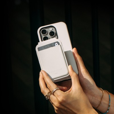 Apple iPhone 16 Pro Kılıf M-safe Şarj Özellikli Deri Görünümlü Native Union 2024 Active Serisi Kapak - 10