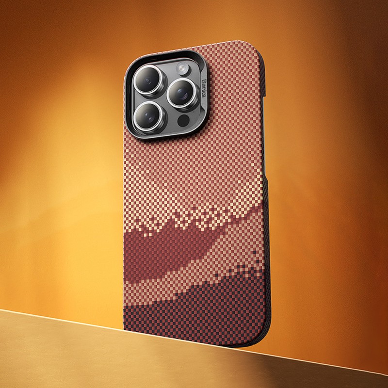 Apple iPhone 16 Pro Kılıf M-safe Şarj Özellikli Benks GoldenTide ArmorAir 600D Kevlar Karbon Kapak - 8