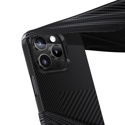 Apple iPhone 16 Pro Max Case Magsafe Charging Feature Carbon Fiber Benks New Series Montage ArmorAir Kevlar Cover - 5