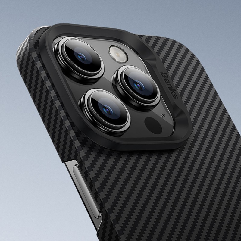 Apple iPhone 16 Pro Max Kılıf Benks M-safe Şarj Özellikli Metal Kamera Çerçeveli Magnetik ArmorAir 600D Kevlar Karbon Fiber Kapak - 13
