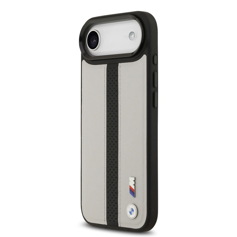 Apple iPhone 17 Air Kılıf BMW Orjinal Lisanslı M-safe Şarj Özellikli Deri Arka Yüzey Metal Logolu Delikli Şerit Tasarımlı Kapak - 11