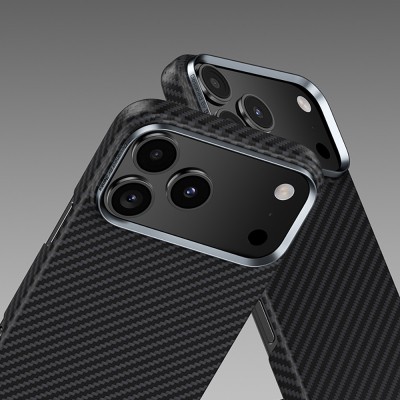 Apple iPhone 17 Kılıf Benks M-safe Şarj Özellikli Metal Kamera Çerçeveli Magnetik ArmorAir 600D Kevlar Karbon Fiber Kapak - 3