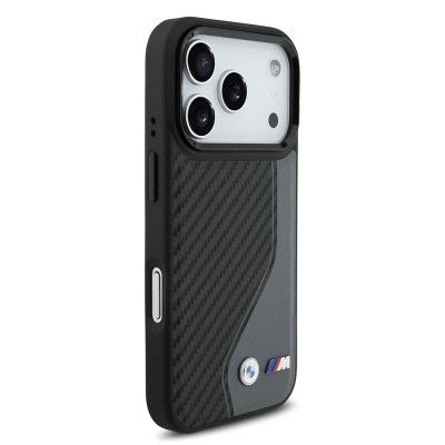 Apple iPhone 17 Pro Kılıf BMW Orjinal Lisanslı M-safe Şarj Özellikli Metal BMW ve M Logolu PU Karbon Tasarımlı Kapak - 13