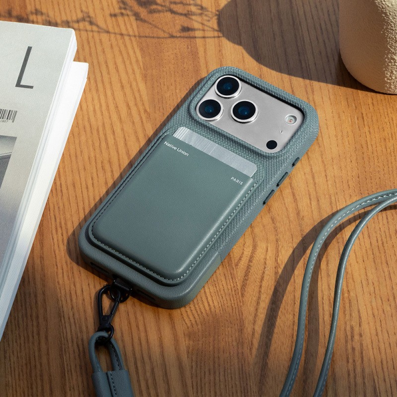 Apple iPhone 17 Pro Kılıf M-safe Şarj Özellikli Deri Dokulu Native Union RE Classic Serisi Kapak - 32