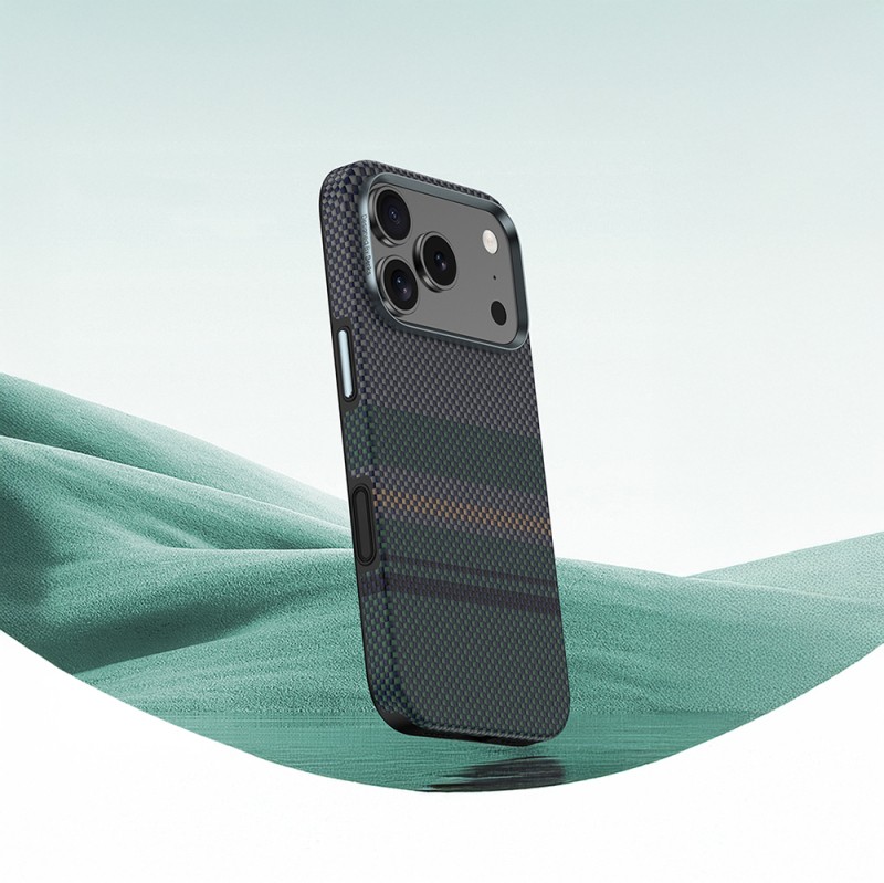 Apple iPhone 17 Pro Kılıf M-safe Şarj Özellikli Karbon Fiber Tasarımlı Benks Aurora ArmorPro Kevlar Kapak - 10
