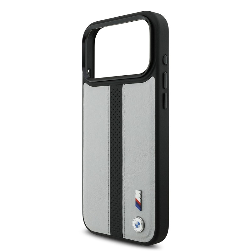 Apple iPhone 17 Pro Max Kılıf BMW Orjinal Lisanslı M-safe Şarj Özellikli Deri Arka Yüzey Metal Logolu Delikli Şerit Tasarımlı Kapak - 9