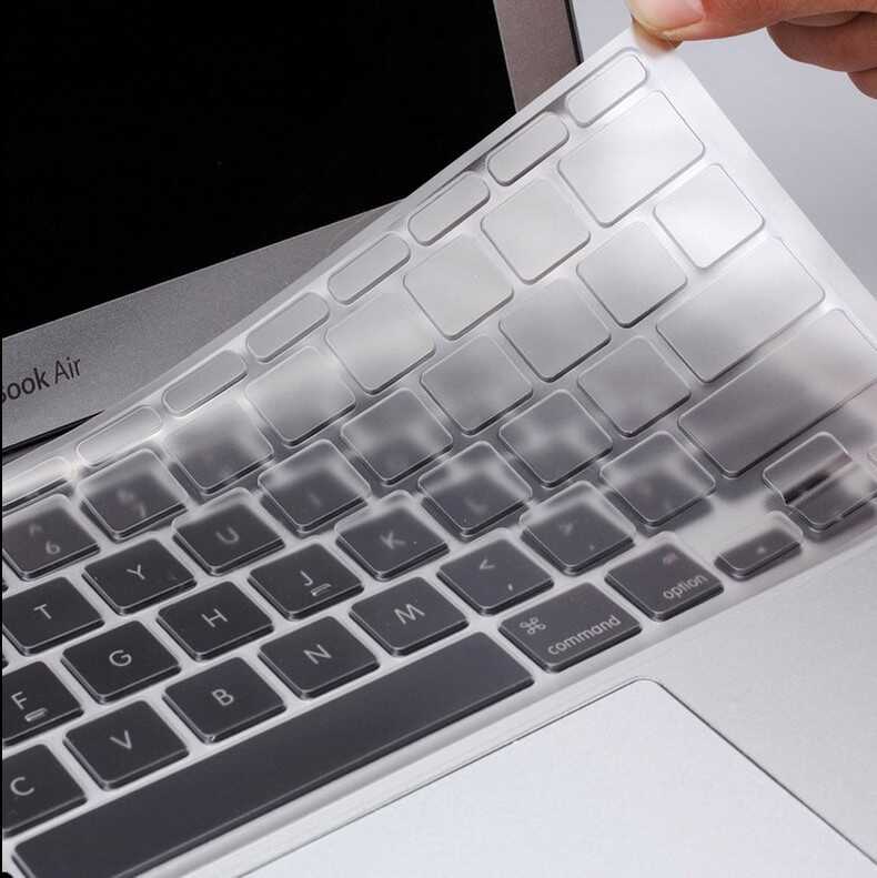 Apple Macbook 16' Touch Bar A2141 Zore Klavye Koruyucu Şeffaf Silikon Ped - Renksiz