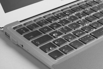 Apple Macbook Air 13' 2017 A1466 Zore Keyboard Protector Transparent Silicone Pad - 4