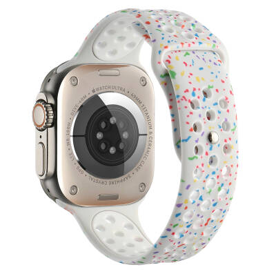 Apple Watch 44mm Kordon Yeni Seri 2023 KRD-02 Silikon Strap Kayış - Zore