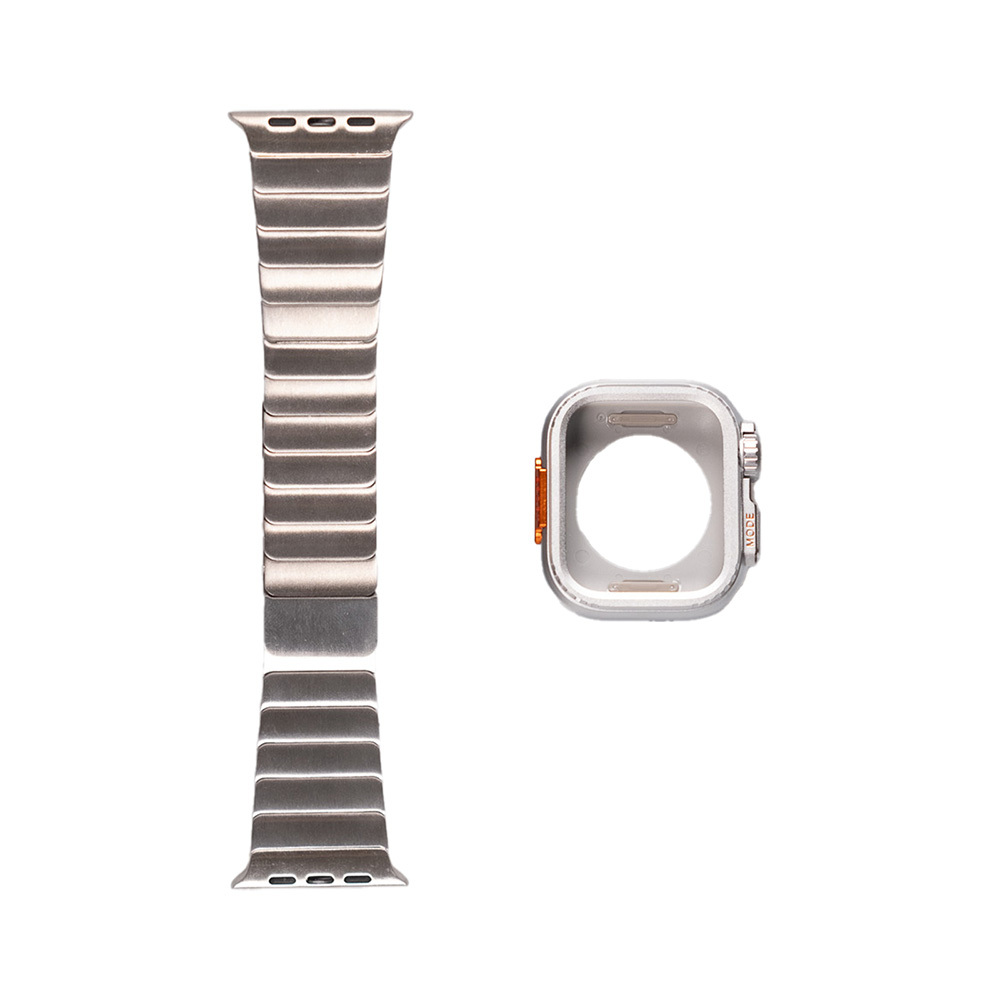 Apple Watch 44mm Zore KRD-126 Sert Kasa Koruyuculu Metal Kordon - Gümüş