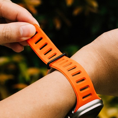 Apple Watch 7 41mm Native Union Active Watch Band Serisi Silikon Kordon - 30