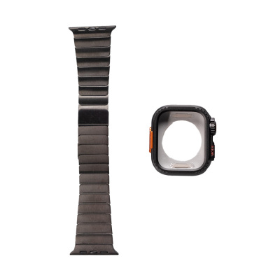 Apple Watch 7 45mm Zore KRD-126 Sert Kasa Koruyuculu Metal Kordon - Zore