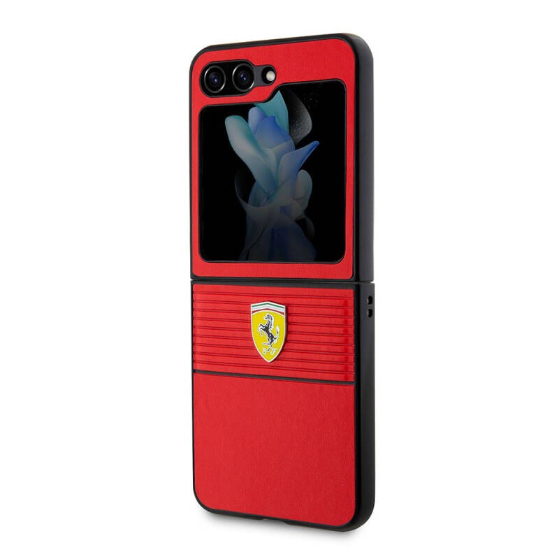 Galaxy Z Flip 5 Kılıf Ferrari Orjinal Lisanslı PU Deri Metal Logolu Multi Çizgili Kapak - 6
