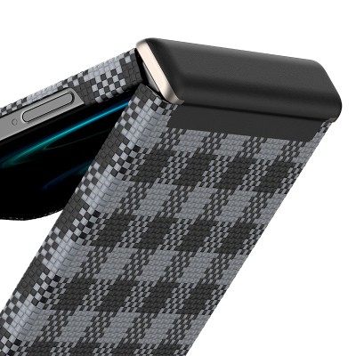Galaxy Z Flip 7 Kılıf M-safe Şarj Özellikli Ekose Tasarımlı Benks ArmorAir ArmorVichy Kevlar Karbon Kapak - 5