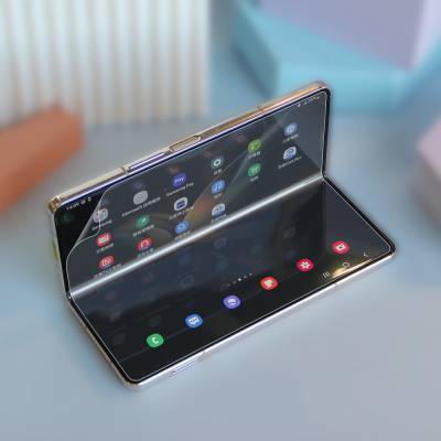 Galaxy Z Fold 4 Zore Hizalama Aparatlı S-Fit Body Ekran Koruyucu - 4