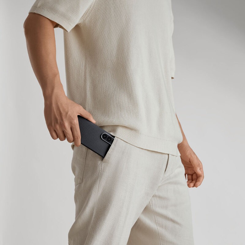 Galaxy Z Fold 6 Kılıf M-safe Şarj Özellikli 600D Aramid Karbon Fiber Pitaka Ultra-Slim Classic Serisi Black-Grey Twill Kapak - 16