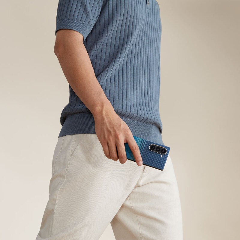 Galaxy Z Fold 6 Kılıf M-safe Şarj Özellikli Aramid Karbon Fiber Pitaka Tactile Woven Sunset-Moonrise Serisi Moonrise Kapak - 9