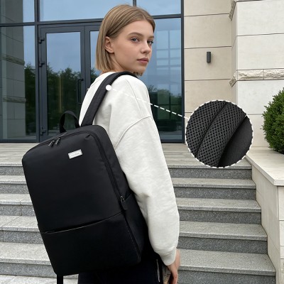 Go Des GD-6005 Breathable Fabric Shock Absorbing Laptop and Notebook Backpack with Shoulder Straps - 4