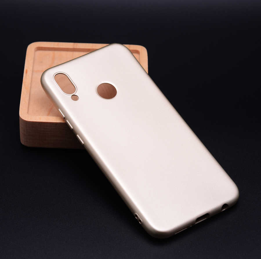 Huawei P20 Lite Kılıf Zore Premier Silikon Kapak - Gold