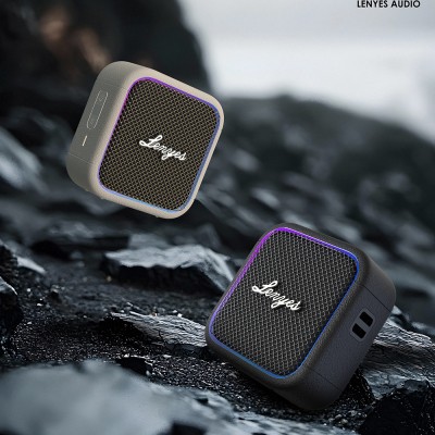 Lenyes S890 Su Geçirmez Özellikli RGB Işıklı Askılı Mini OTG-TWS Bluetooth Hoparlör v5.3 - 5