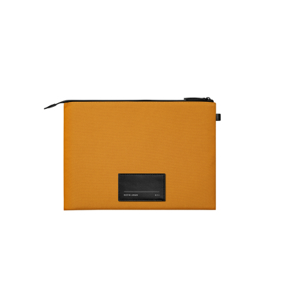 Native Uninon W.F.A Sleeve Serisi Su Geçirmez 16 inç Macbook Çantası - Native Union