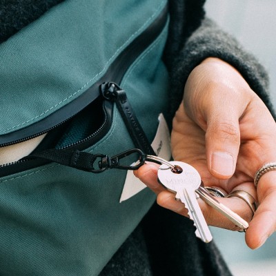Native Union W.F.A Serisi Crossbody YKK Fermuarlı Çok Amaçlı Su Geçirmez Çapraz Vücut Çantası - 9